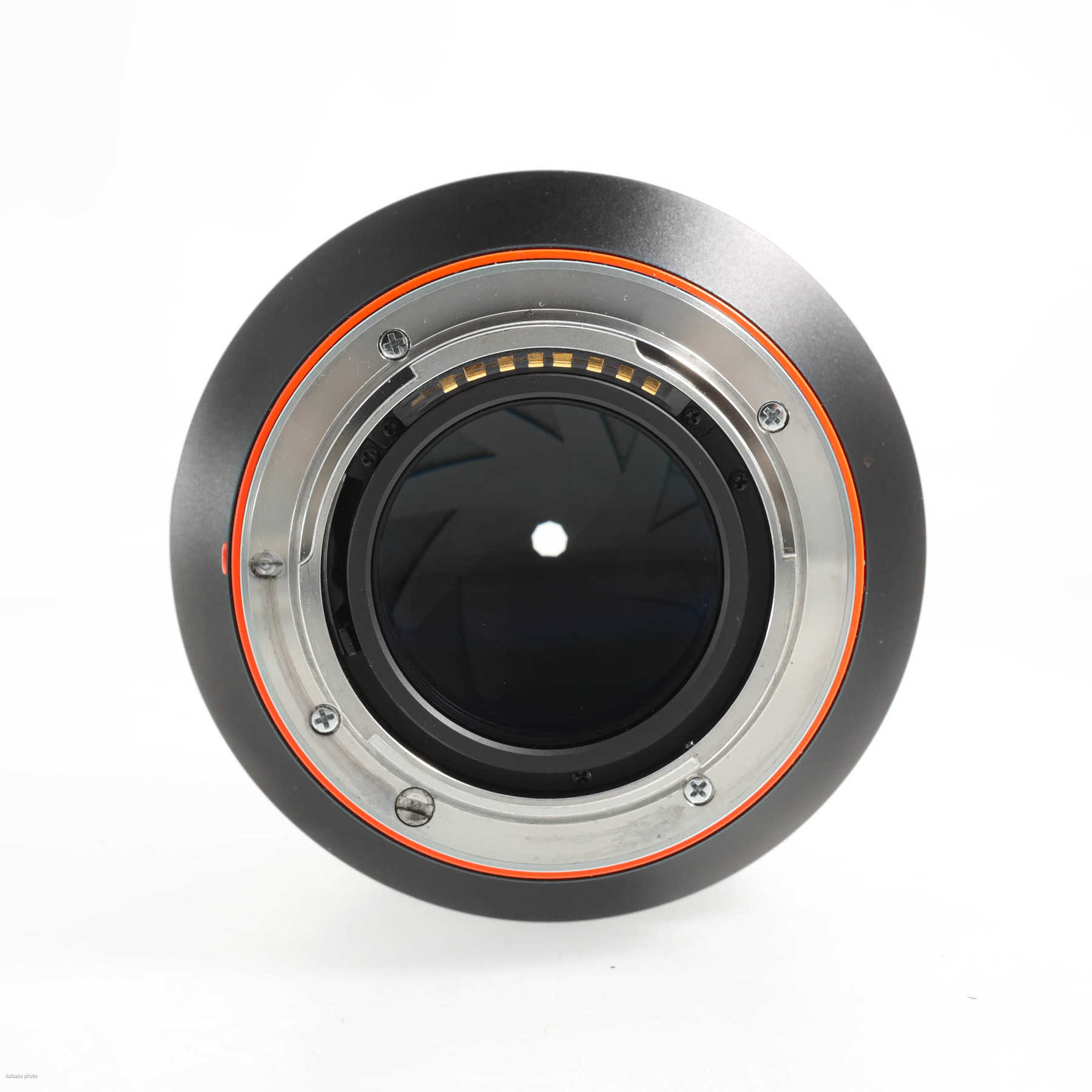 Sony 85mm f/1.4 T* Zeiss Planar ZA Sony 85mm f/1.4 T* Zeiss Planar ZA