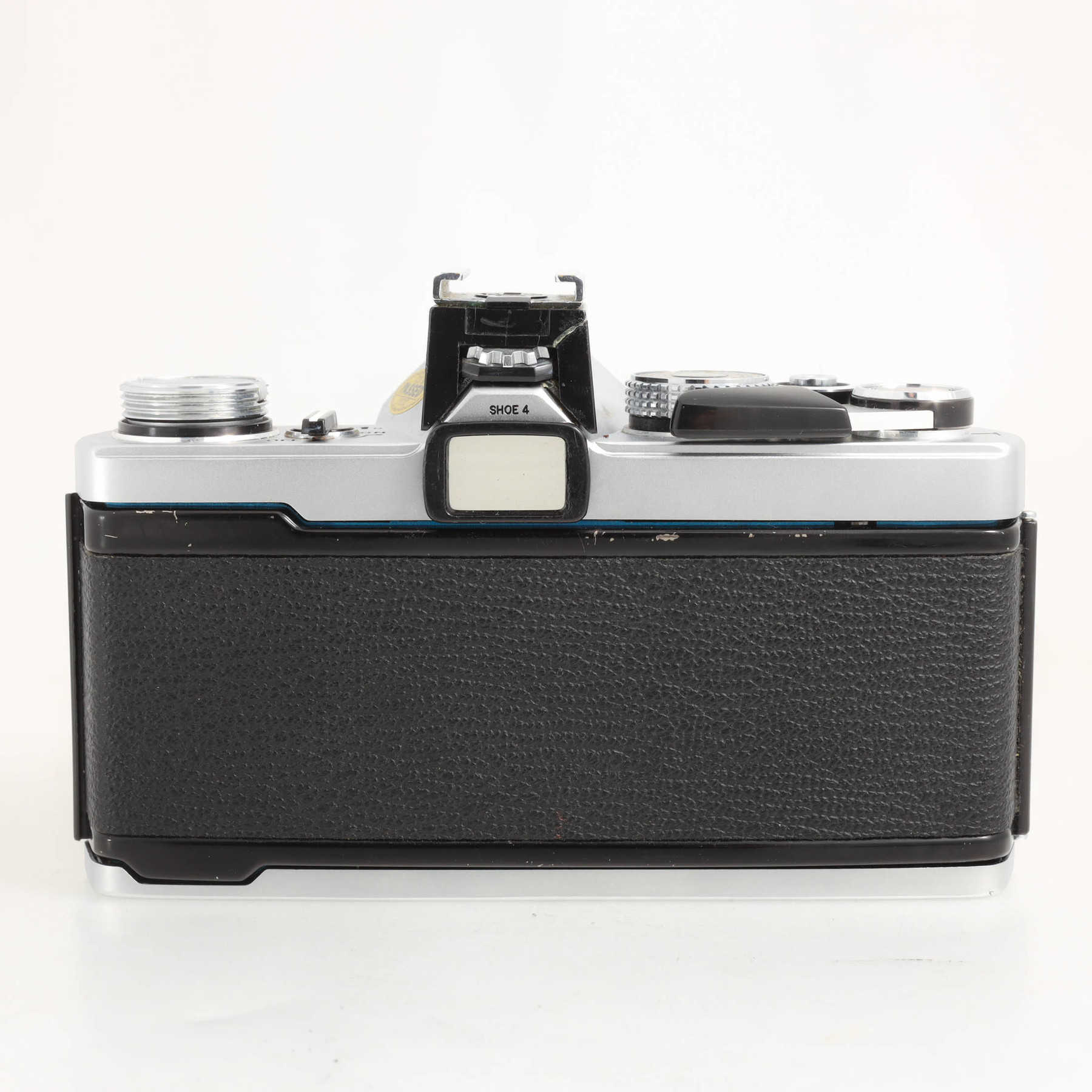 Olympus OM-1n с объективом 50mm f/1.4 G.Zuiko Auto-S Olympus OM-1n с объективом 50mm f/1.4 G.Zuiko Auto-S