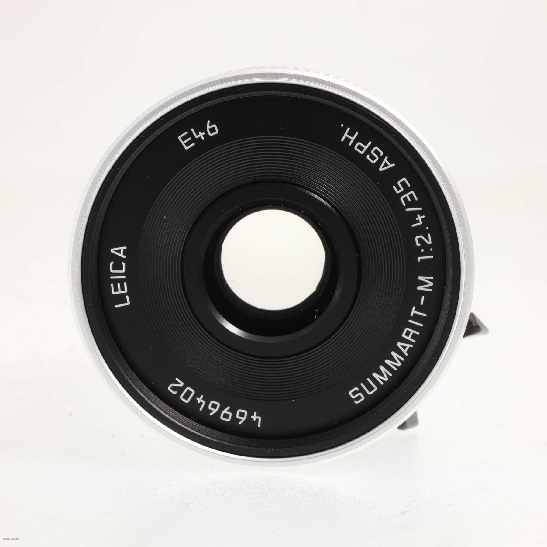 Leica 35mm f/2.4 Summarit-M ASPH silver Leica 35mm f/2.4 Summarit-M ASPH silver