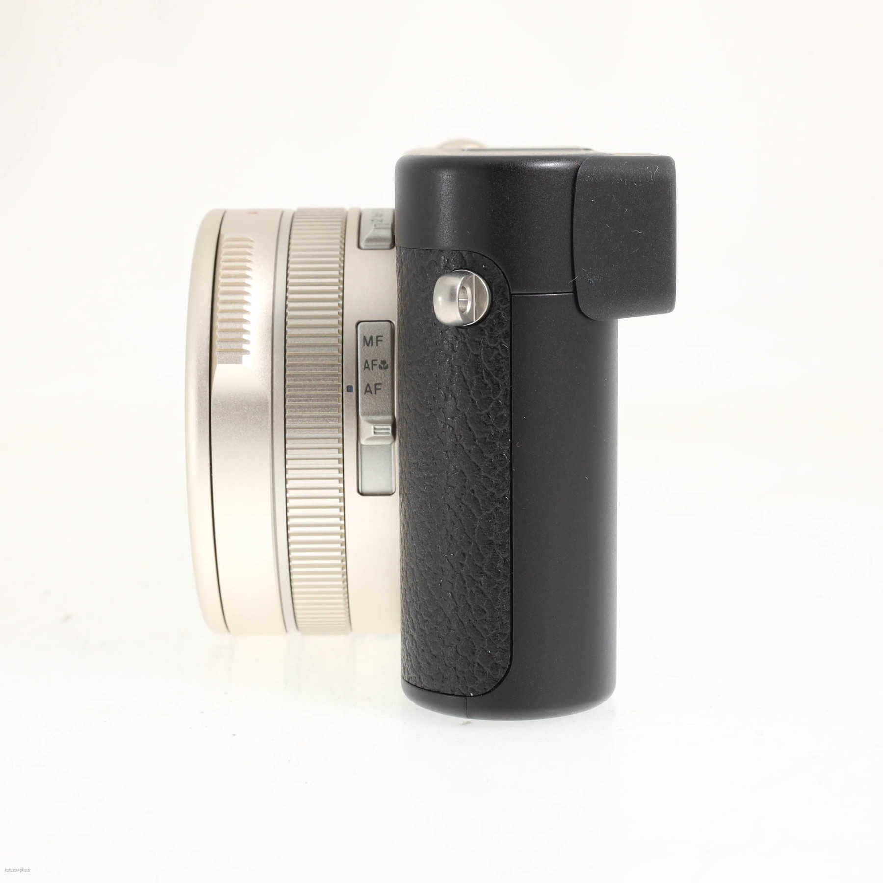 Leica D-Lux 8 "100 Years of Leica" Limited Edition Leica D-Lux 8 "100 Years of Leica" Limited Edition