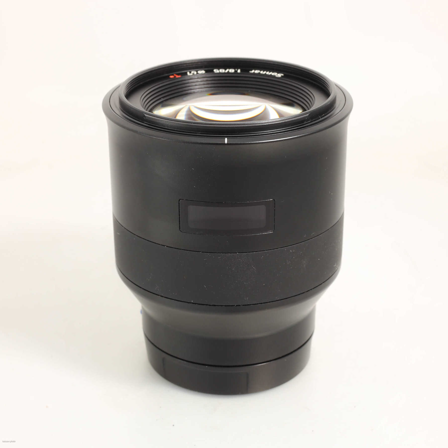 Zeiss 85mm f/1.8 Batis Zeiss 85mm f/1.8 Batis