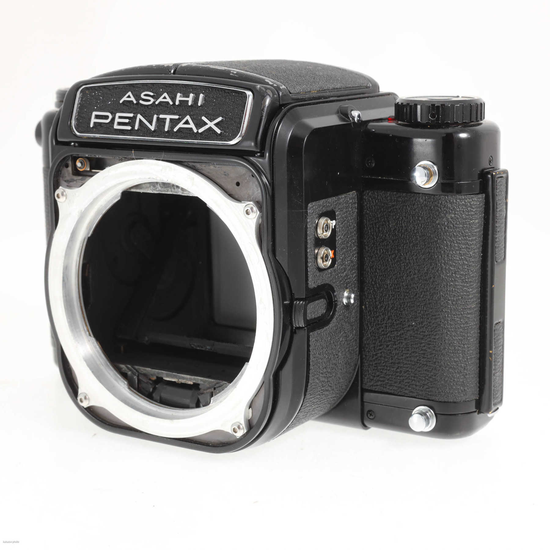 Pentax 6X7 (мод.) с объективом Rollei 80mm f/2.8 Planar HFT Pentax 6X7 (мод.) с объективом Rollei 80mm f/2.8 Planar HFT