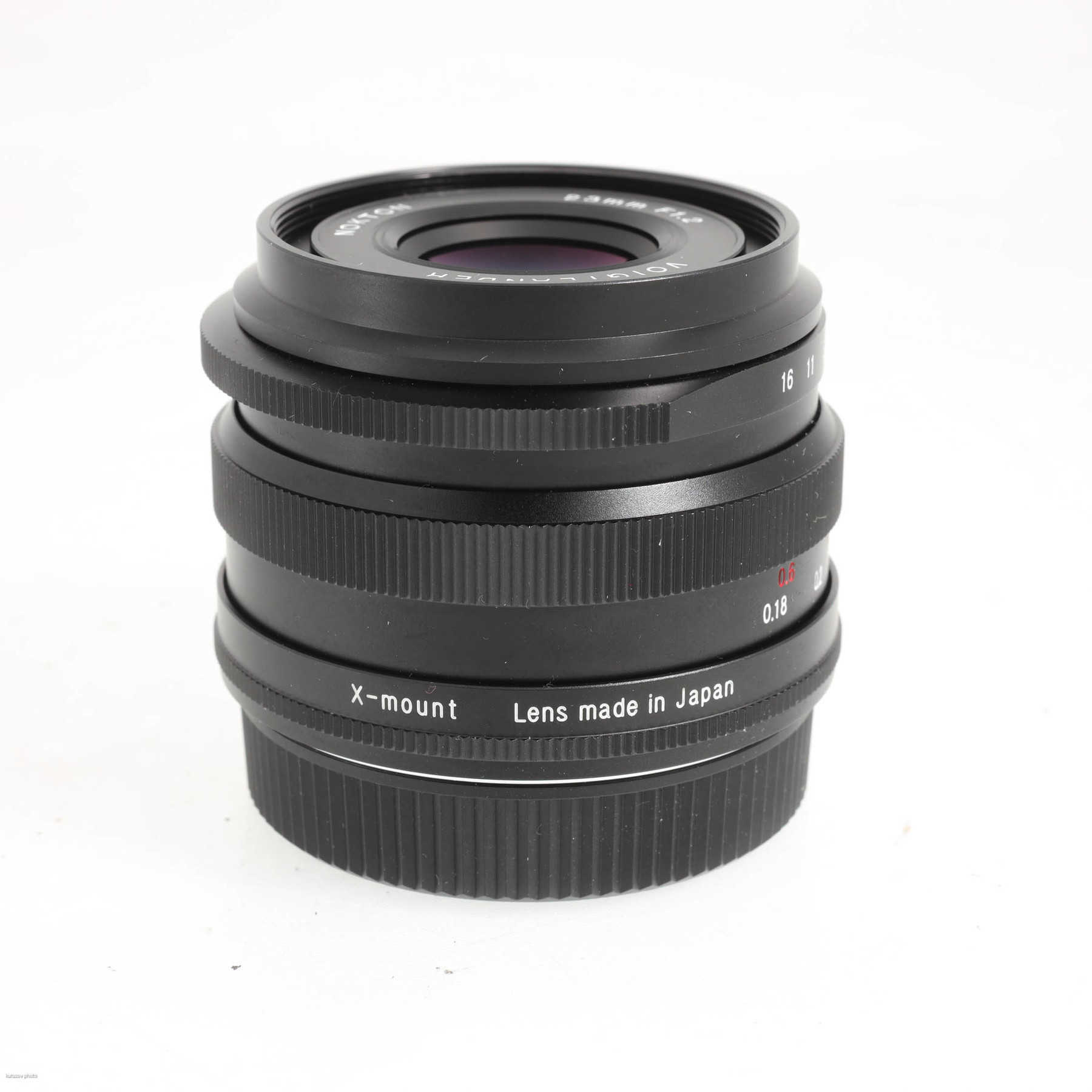 Voigtländer 23mm f/1.2 Nokton aspherical (Fujifilm X-mount) Voigtländer 23mm f/1.2 Nokton aspherical (Fujifilm X-mount)