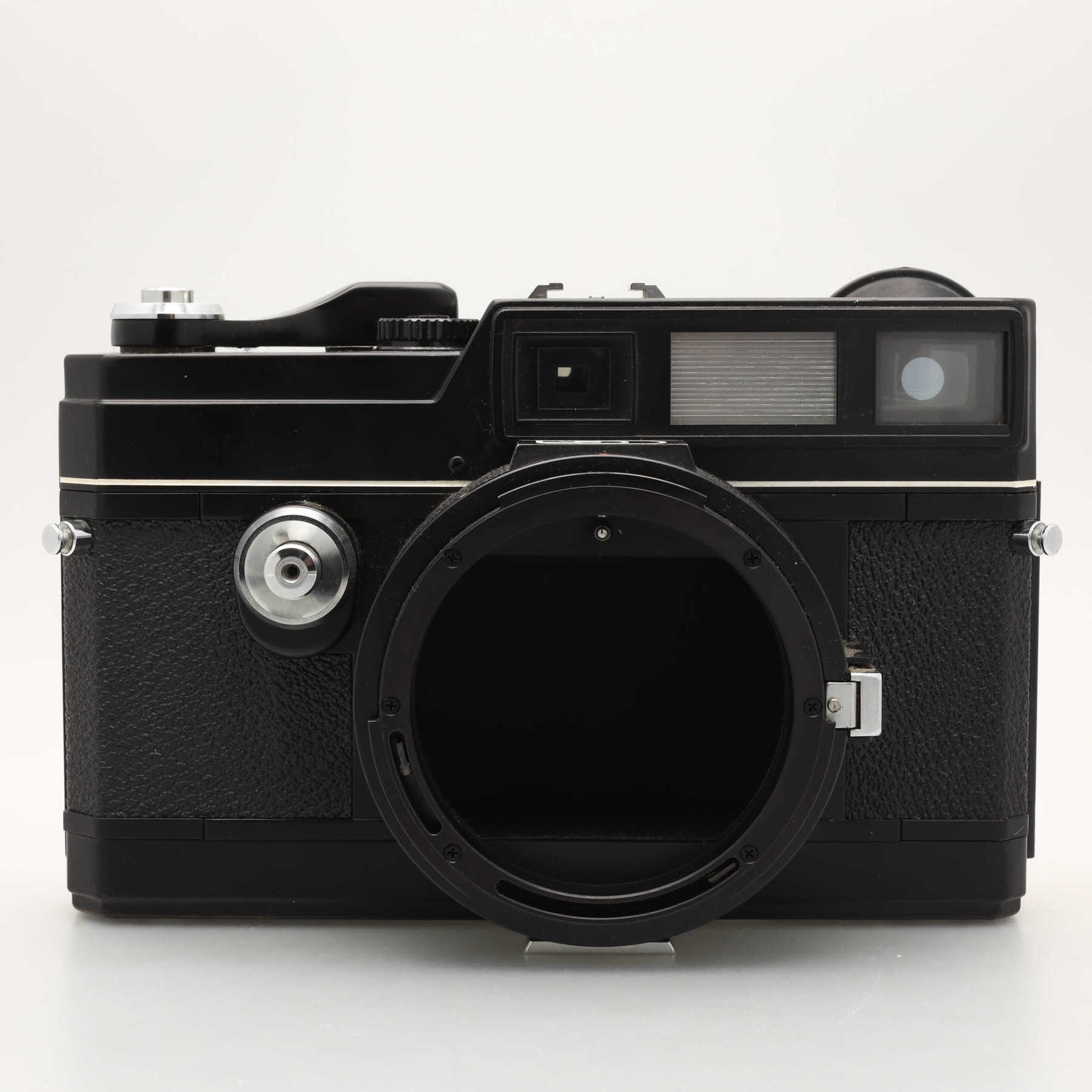 Fujifilm Fujica GL690 с объективом 100mm f/3.5 EBC Fujinon AE Fujifilm Fujica GL690 с объективом 100mm f/3.5 EBC Fujinon AE