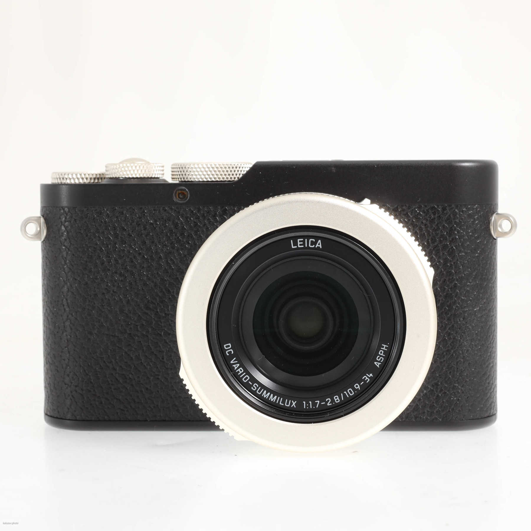 Leica D-Lux 8 "100 Years of Leica" Limited Edition Leica D-Lux 8 "100 Years of Leica" Limited Edition