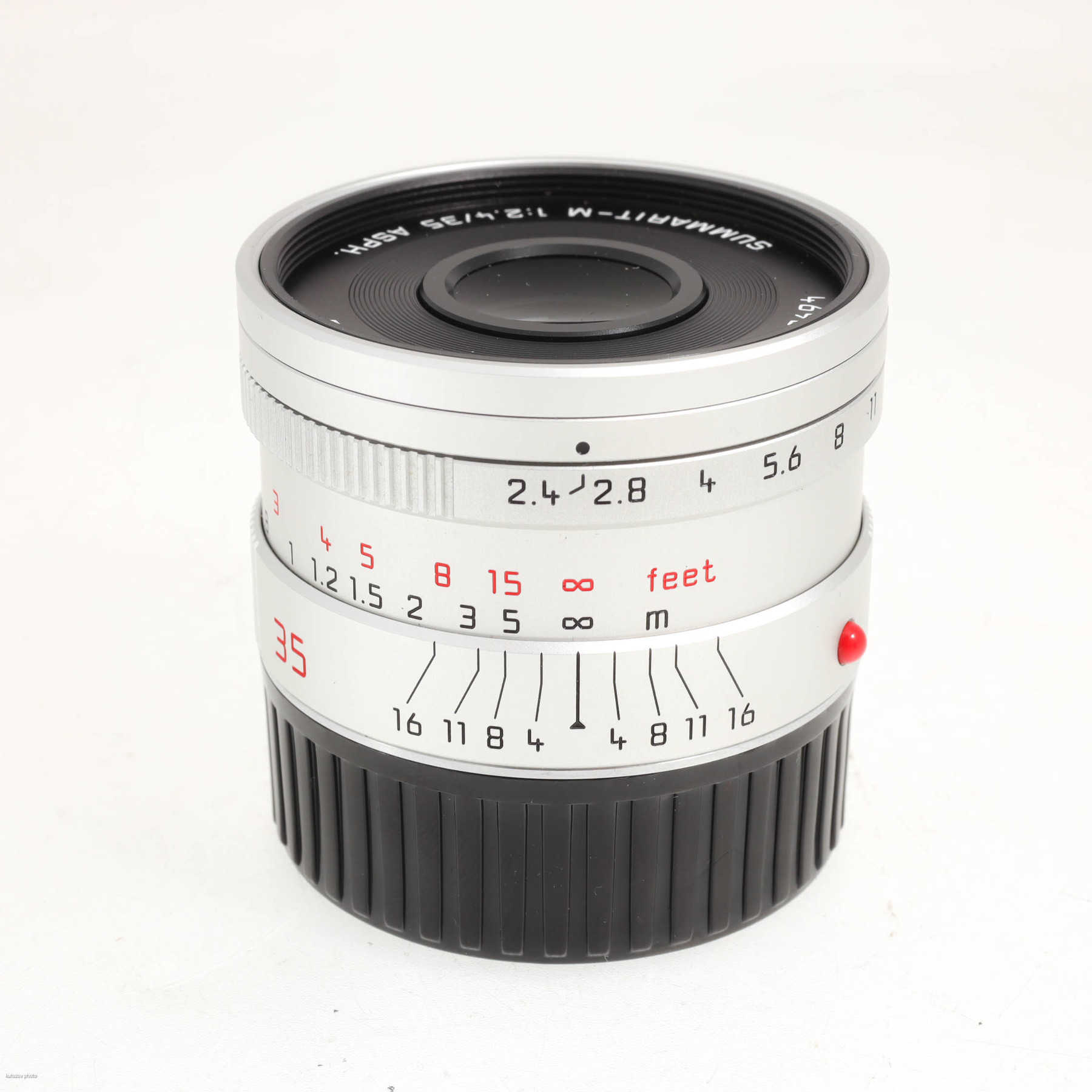 Leica 35mm f/2.4 Summarit-M ASPH silver Leica 35mm f/2.4 Summarit-M ASPH silver