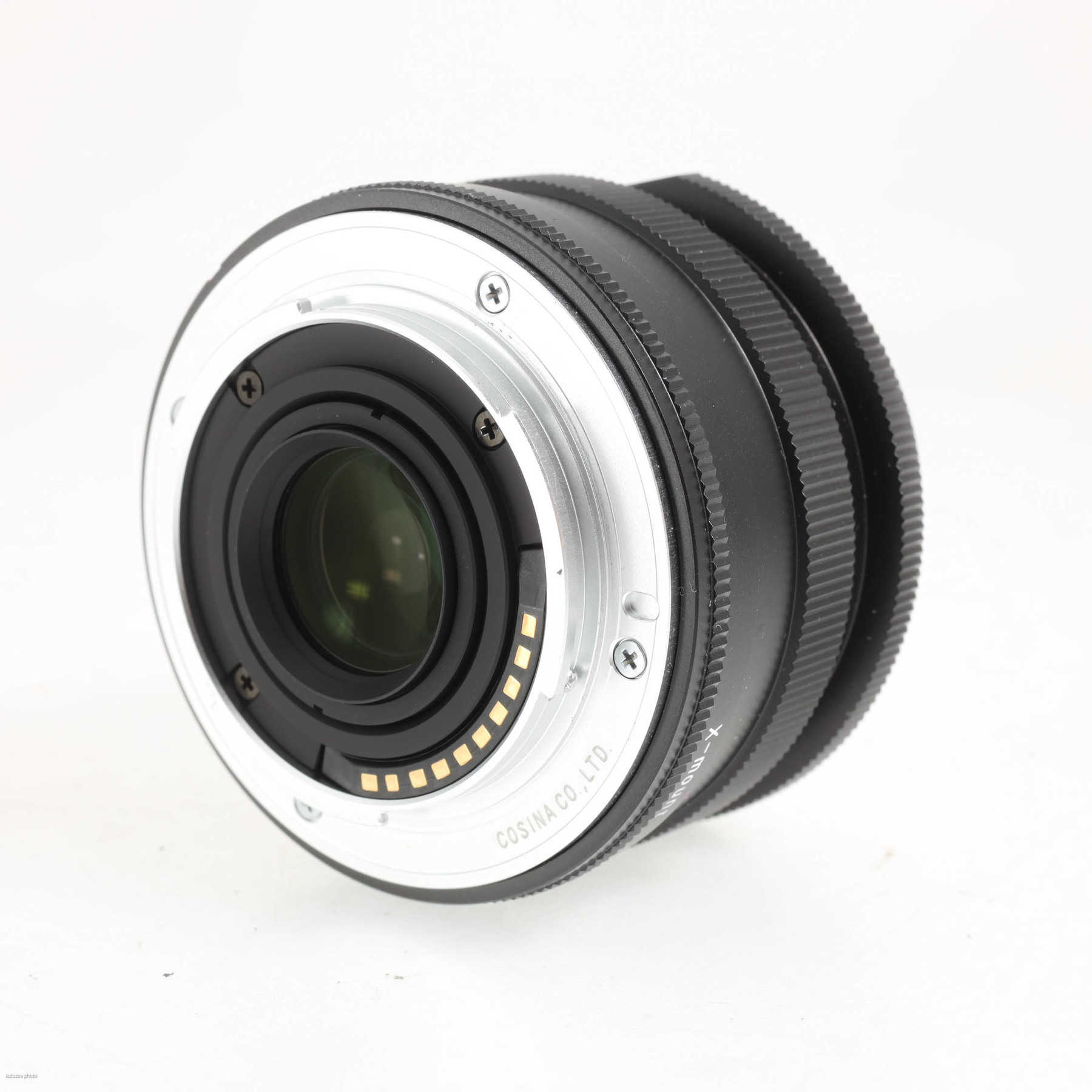 Voigtländer 23mm f/1.2 Nokton aspherical (Fujifilm X-mount) Voigtländer 23mm f/1.2 Nokton aspherical (Fujifilm X-mount)
